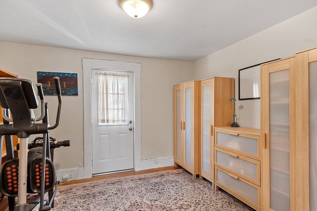 88 Pond St 88, Framingham, MA 01702