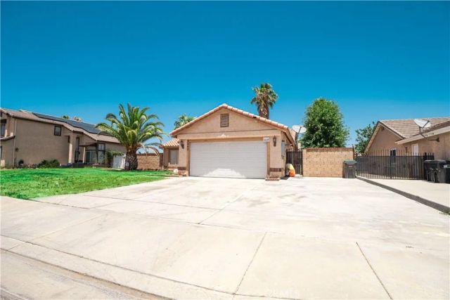 3243 E Avenue R4, Palmdale, CA 93550
