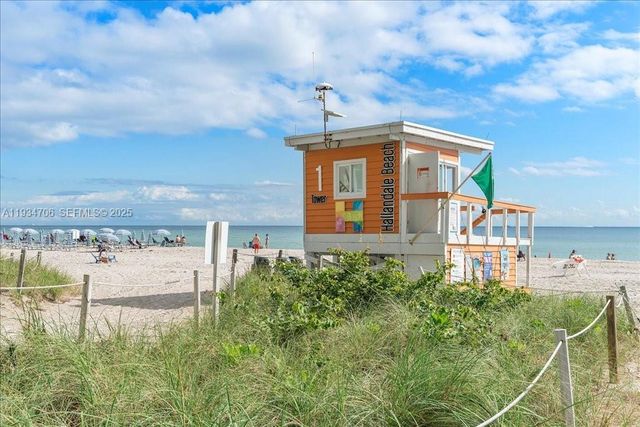 1000 Parkview Dr 316, Hallandale Beach, FL 33009