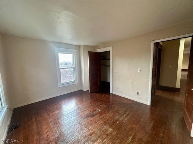 53 S Balch Street 55 Up, Akron, OH 44302