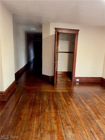 53 S Balch Street 55 Up, Akron, OH 44302