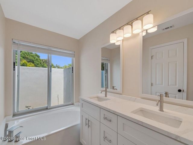 405 12th Avenue, Vero Beach, FL 32962