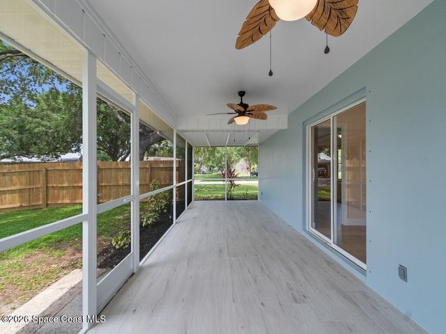 405 12th Avenue, Vero Beach, FL 32962