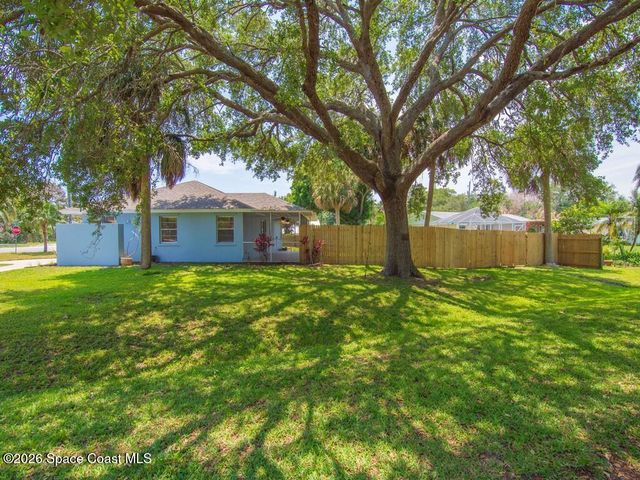 405 12th Avenue, Vero Beach, FL 32962