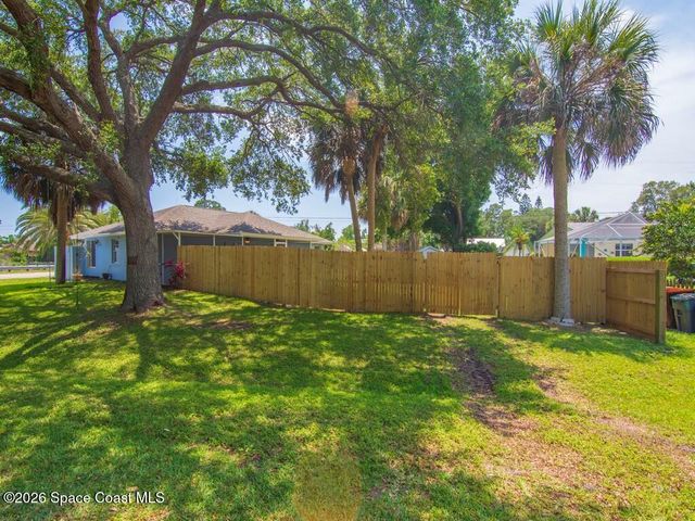 405 12th Avenue, Vero Beach, FL 32962