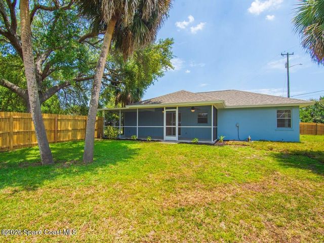 405 12th Avenue, Vero Beach, FL 32962