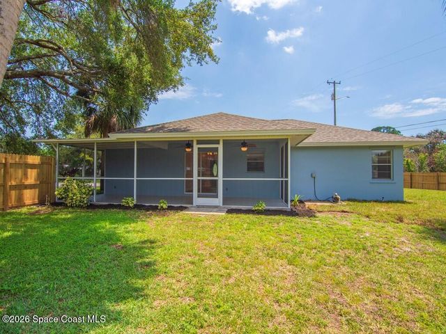 405 12th Avenue, Vero Beach, FL 32962