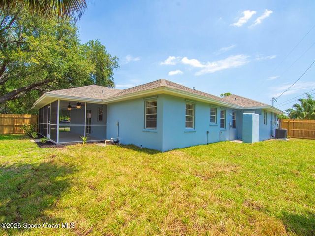 405 12th Avenue, Vero Beach, FL 32962