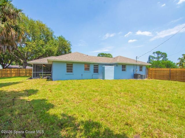 405 12th Avenue, Vero Beach, FL 32962