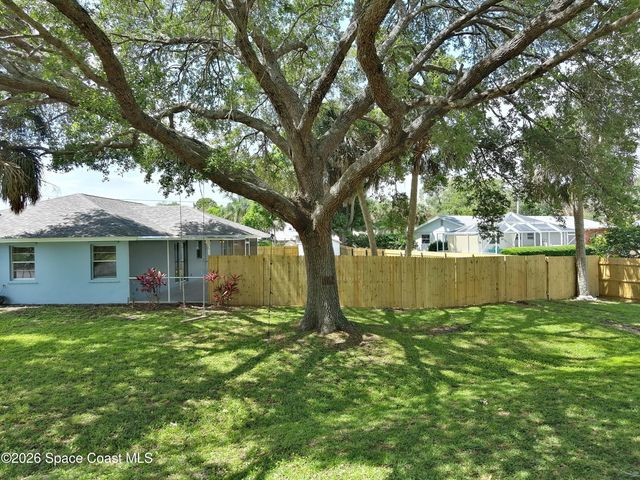 405 12th Avenue, Vero Beach, FL 32962