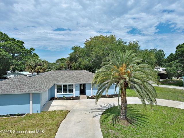 405 12th Avenue, Vero Beach, FL 32962