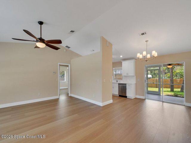 405 12th Avenue, Vero Beach, FL 32962