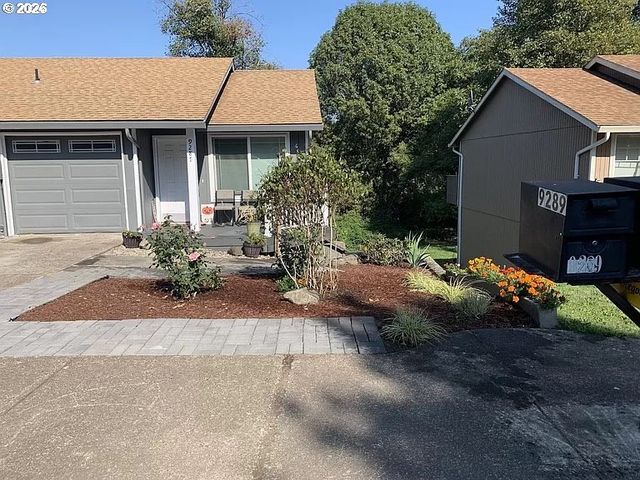 9295 Sw HILL St, Portland, OR 97223