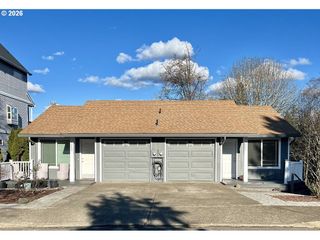 9295 Sw HILL St, Portland, OR 97223