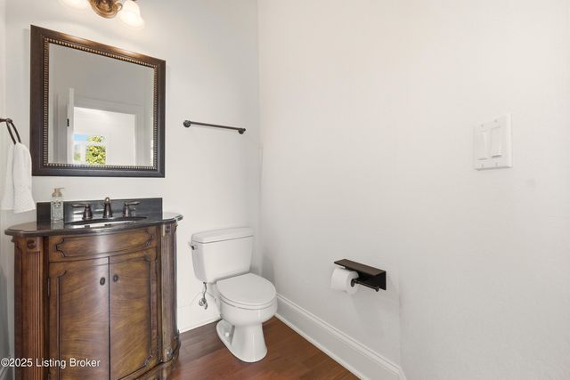 4123 Sanctuary Bluff Ln, Louisville, KY 40241