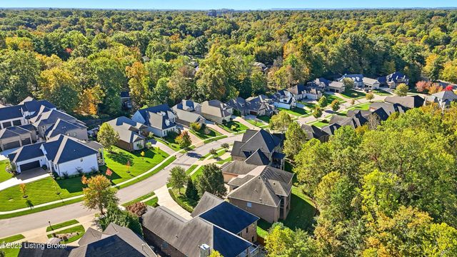 4123 Sanctuary Bluff Ln, Louisville, KY 40241