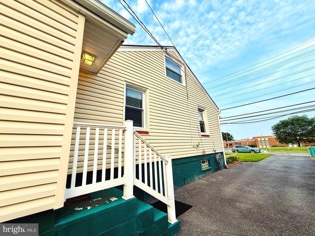 235 TRAPPE RD, Baltimore, MD 21222