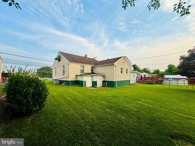 235 TRAPPE RD, Baltimore, MD 21222