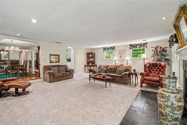 3252 Trickum Road, Woodstock, GA 30188