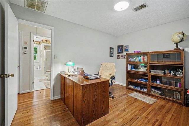 3252 Trickum Road, Woodstock, GA 30188