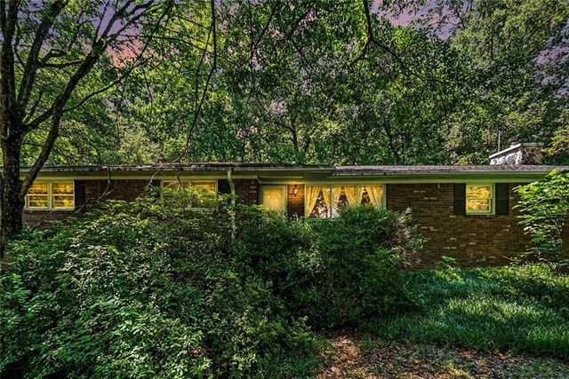 3252 Trickum Road, Woodstock, GA 30188