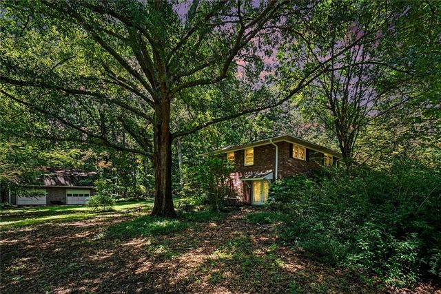 3252 Trickum Road, Woodstock, GA 30188