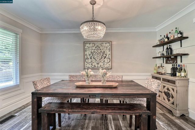 1890 Green Valley Rd, Alamo, CA 94507
