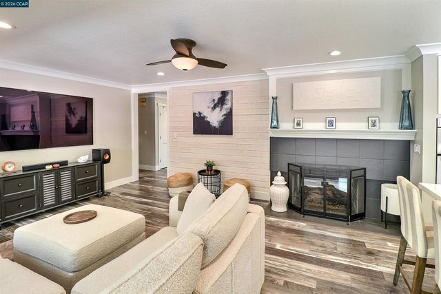 1890 Green Valley Rd, Alamo, CA 94507