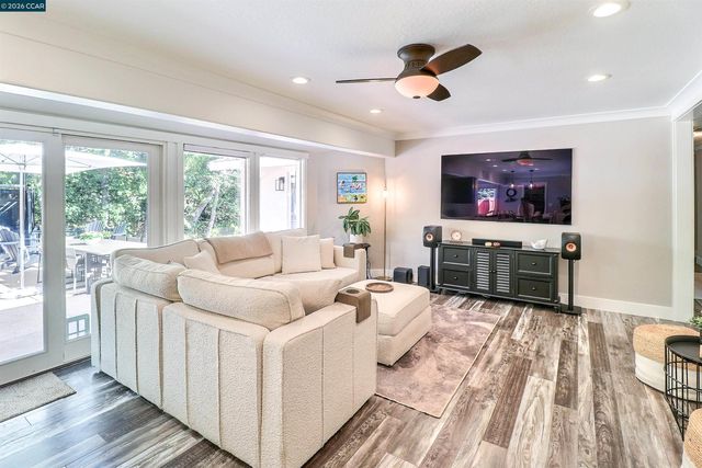 1890 Green Valley Rd, Alamo, CA 94507