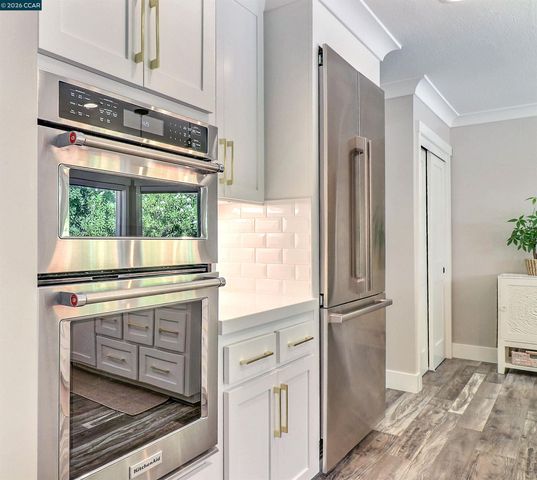 1890 Green Valley Rd, Alamo, CA 94507