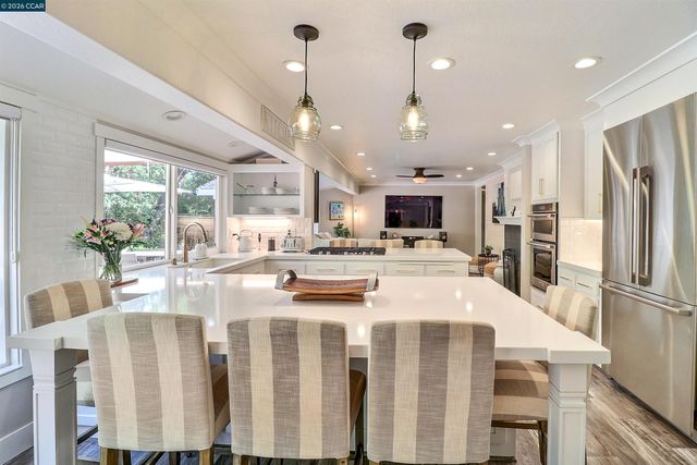 1890 Green Valley Rd, Alamo, CA 94507