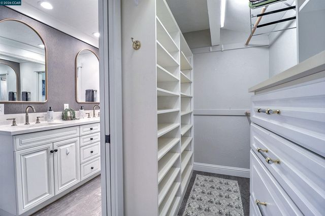 1890 Green Valley Rd, Alamo, CA 94507