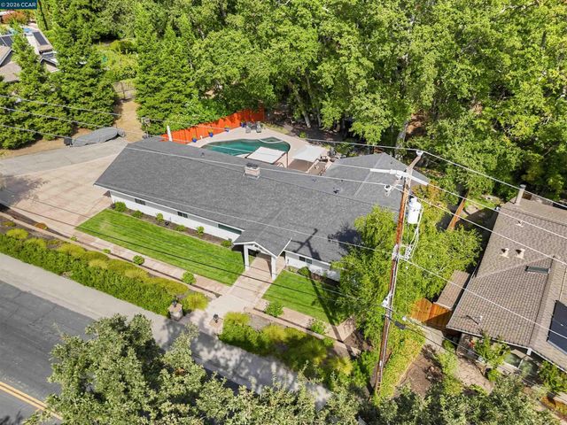 1890 Green Valley Rd, Alamo, CA 94507