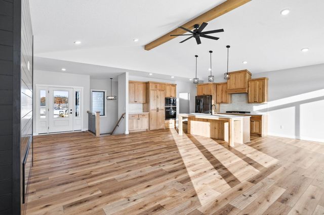 13437 295th Avenue NW, Princeton, MN 55371