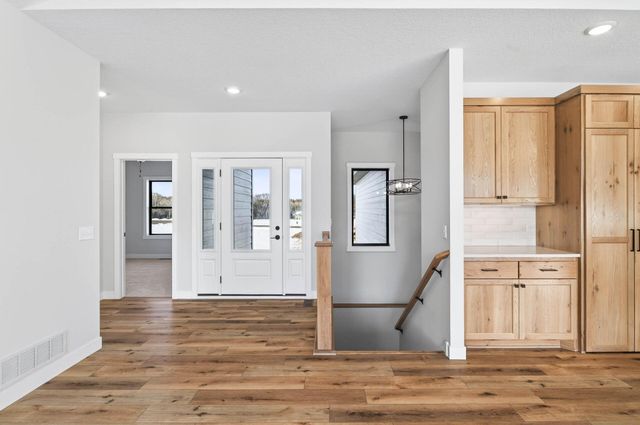 13437 295th Avenue NW, Princeton, MN 55371