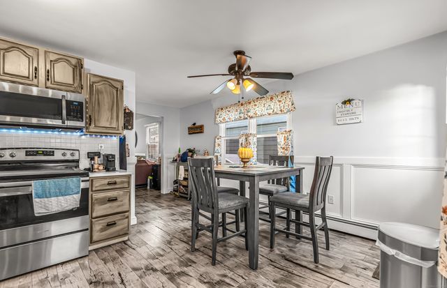 35 Kent Avenue, Bridgeport, CT 06610