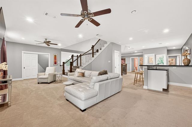 3018 S Saddlebrook Lane, Katy, TX 77494