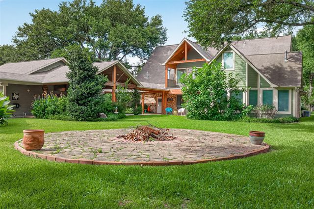 3018 S Saddlebrook Lane, Katy, TX 77494