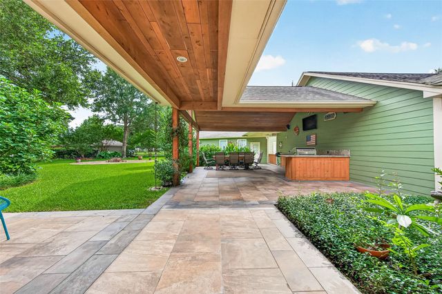 3018 S Saddlebrook Lane, Katy, TX 77494