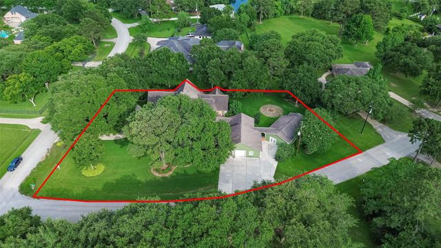 3018 S Saddlebrook Lane, Katy, TX 77494