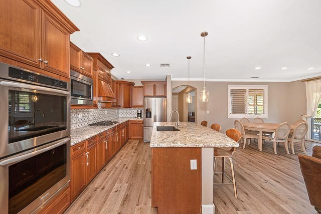 1908 Alexander Dr, Folsom, CA 95630