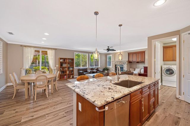 1908 Alexander Dr, Folsom, CA 95630