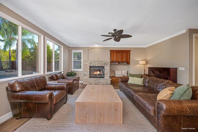 1908 Alexander Dr, Folsom, CA 95630