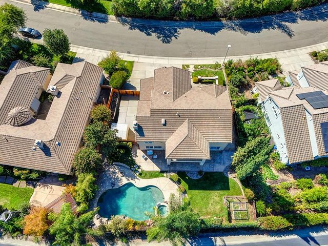 1908 Alexander Dr, Folsom, CA 95630