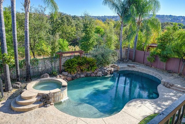 1908 Alexander Dr, Folsom, CA 95630