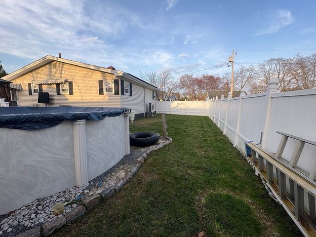 107 Alva St, New Bedford, MA 02740