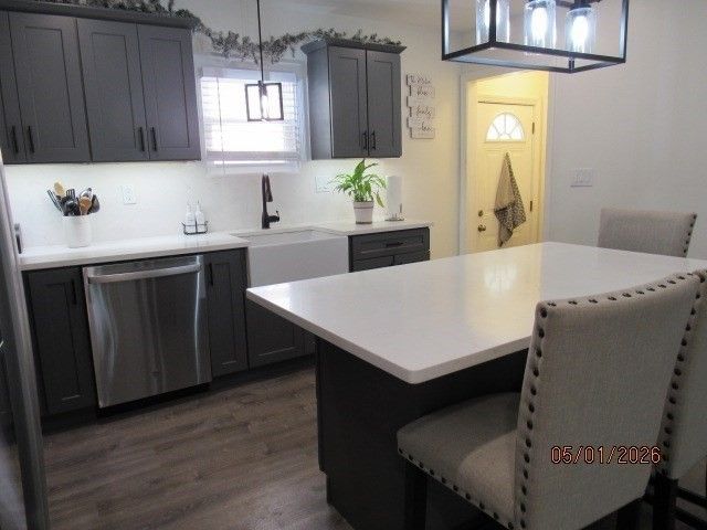 107 Alva St, New Bedford, MA 02740