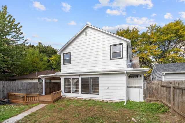 906 Sherwood Avenue, Saint Paul, MN 55106