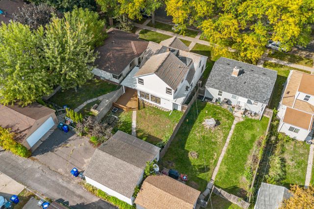 906 Sherwood Avenue, Saint Paul, MN 55106