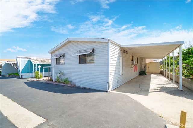 17700 Western 76, Gardena, CA 90248